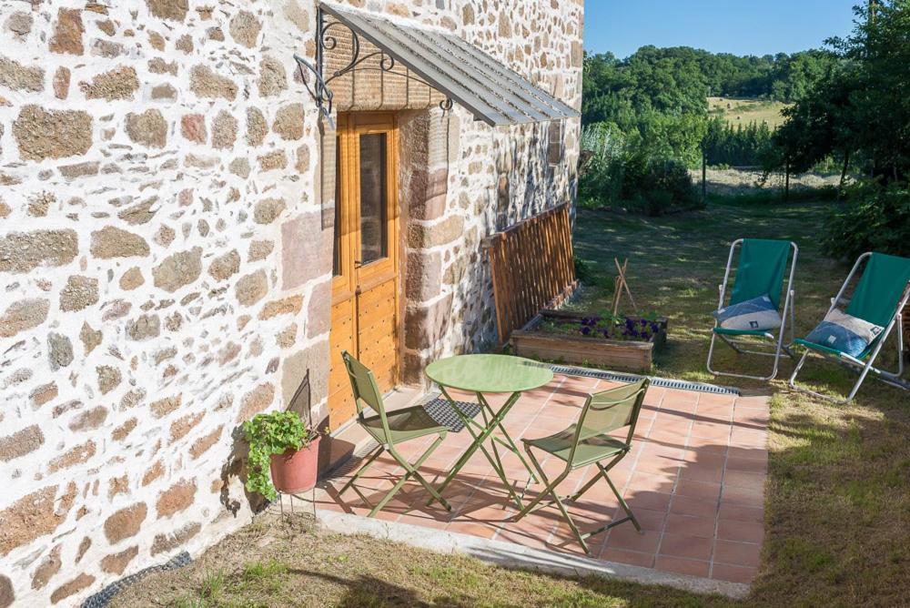 Les Granges De Cassard Bed & Breakfast Anglars Екстериор снимка
